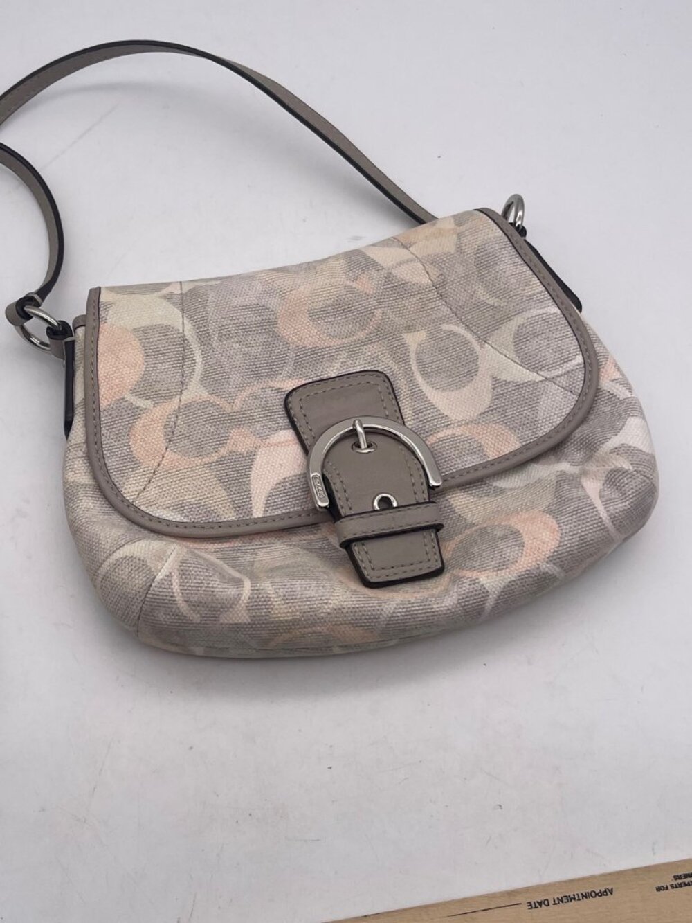 Vintage Coach Soho Bag Light Pink Gray Logo Leather Strap